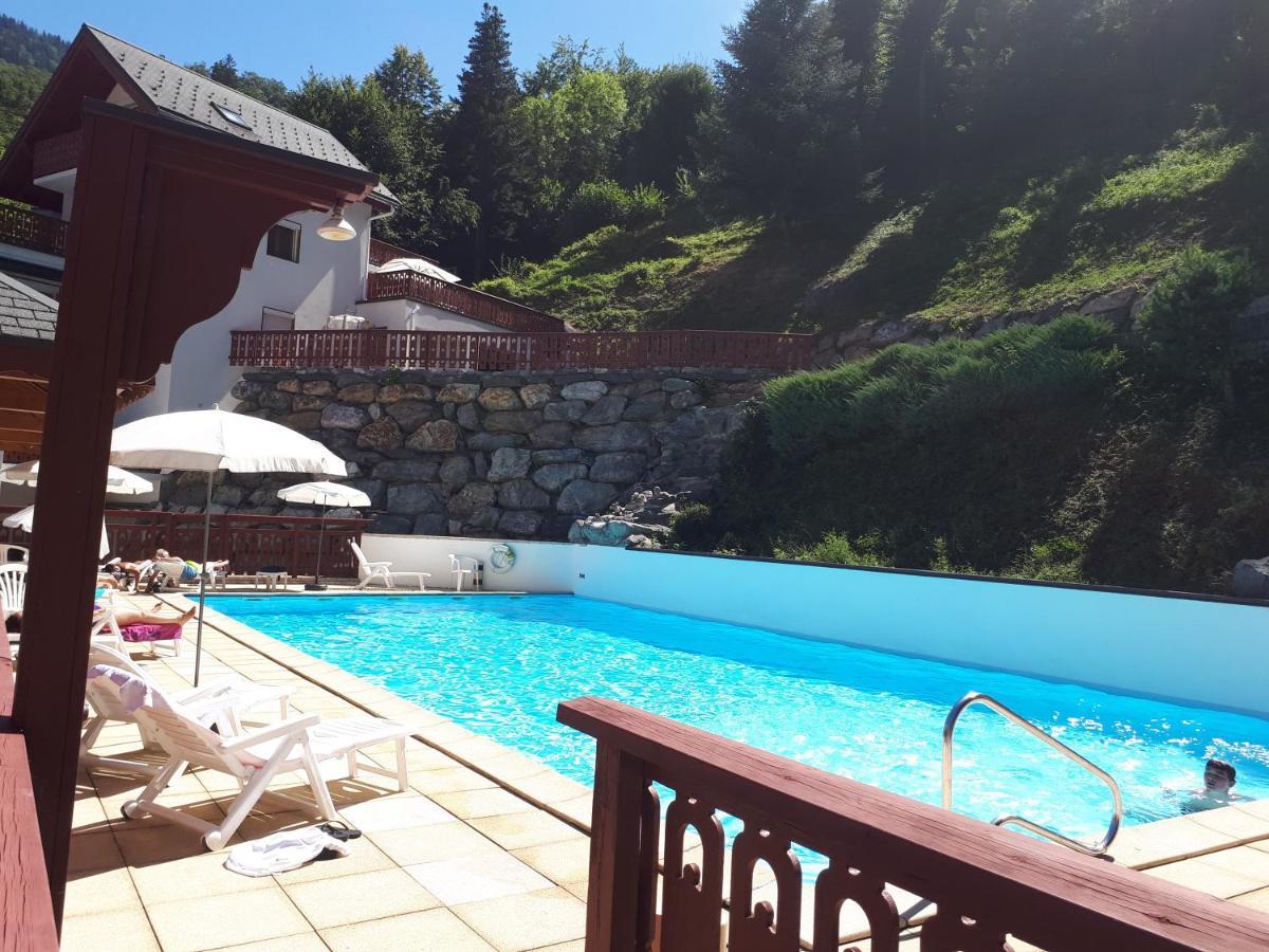 Hotel Les Chalets Brides-les-Bains Exterior photo