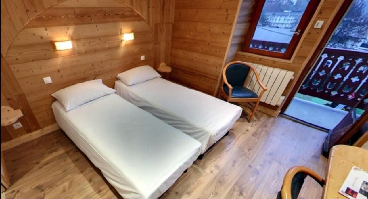 Hotel Les Chalets Brides-les-Bains Exterior photo