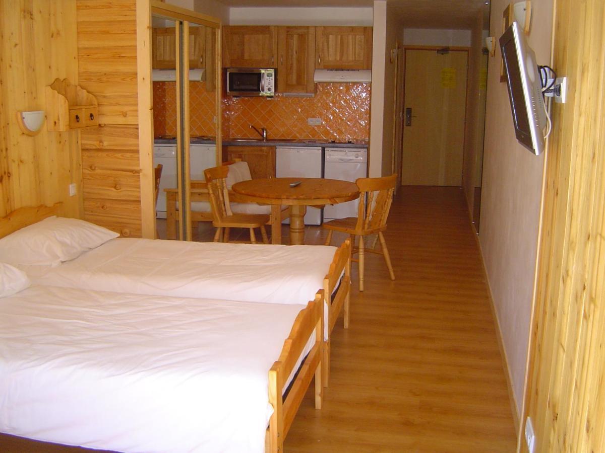 Hotel Les Chalets Brides-les-Bains Exterior photo