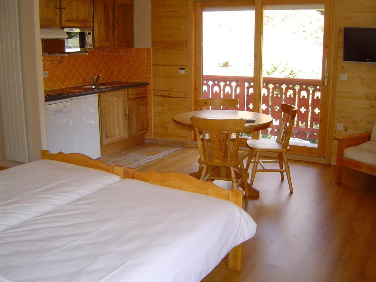 Hotel Les Chalets Brides-les-Bains Exterior photo