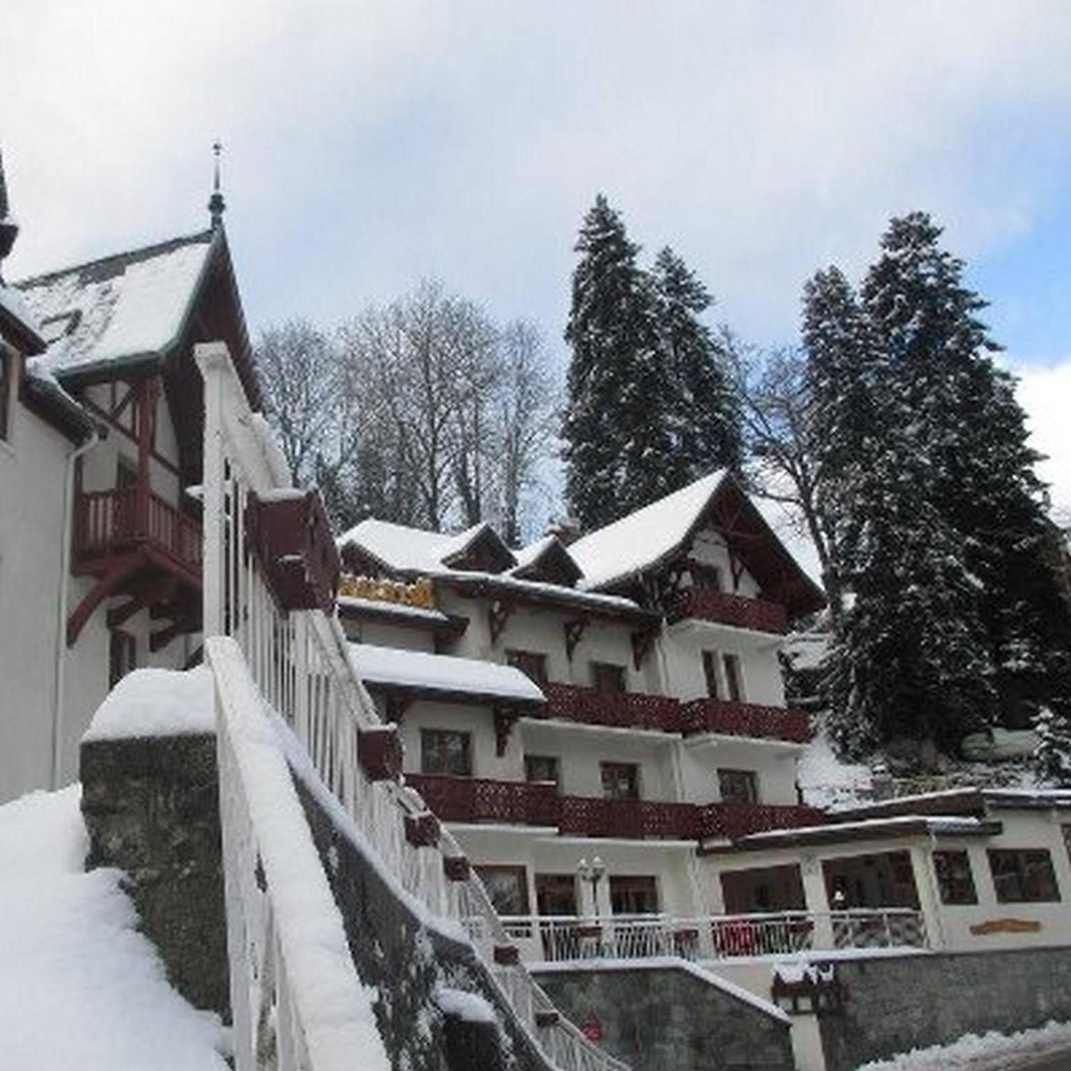 Hotel Les Chalets Brides-les-Bains Exterior photo