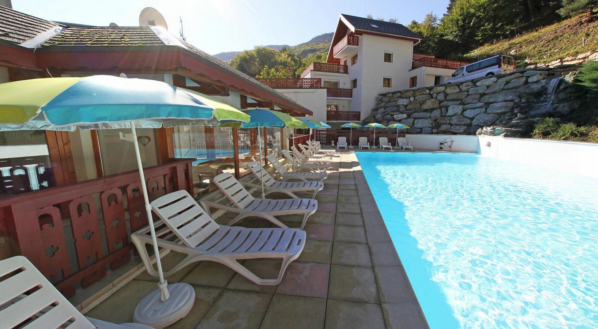 Hotel Les Chalets Brides-les-Bains Exterior photo